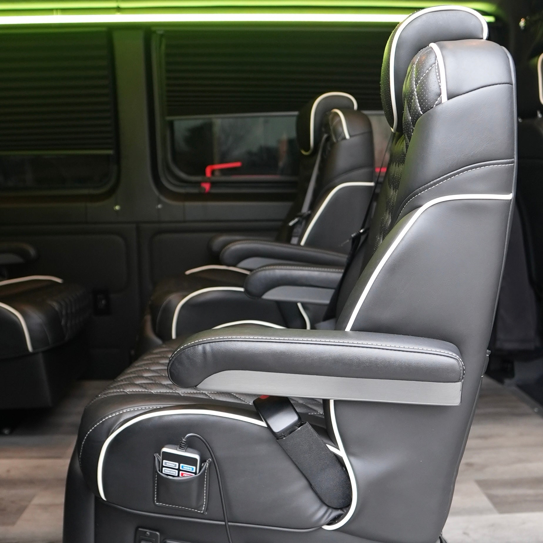 DMV Elite Executive Sprinter